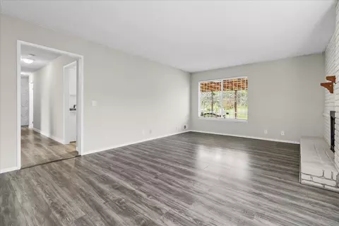 Living - 724 Circle Dr, Salinas, CA 93905 photo 6 of 6
