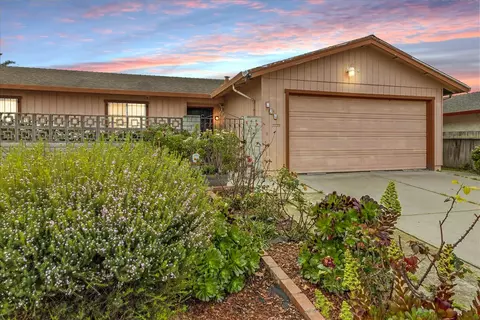Exterior - 724 Circle Dr, Salinas, CA 93905 photo 2 of 4