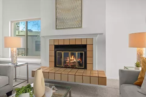 Living - 2392 N Main St E, Salinas, CA 93906 photo 2 of 3