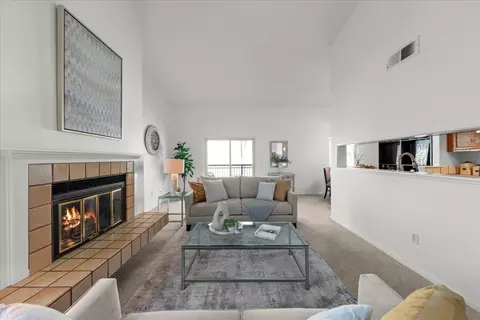 Living - 2392 N Main St E, Salinas, CA 93906 photo 3 of 3