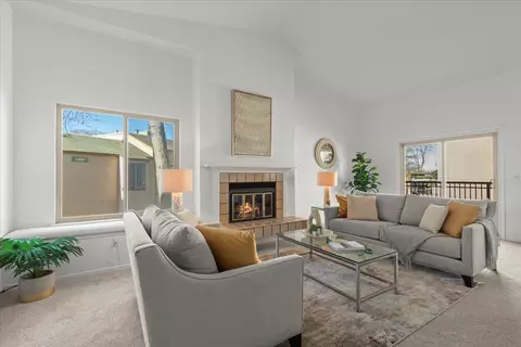 Living - 2392 N Main St E, Salinas, CA 93906 photo 1 of 3
