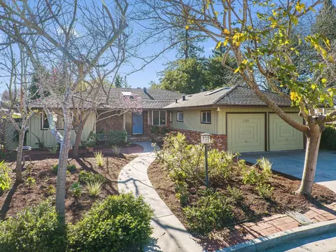 131 Spring St, Santa Cruz, CA 95060