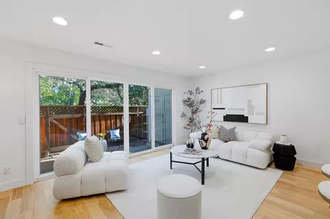 7050 Rainbow Dr 4, San Jose, CA 95129