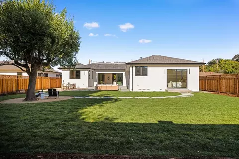 Exterior - 89 Centre St, Mountain View, CA 94041 photo 6 of 7