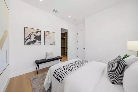 Bedroom - 89 Centre St, Mountain View, CA 94041 photo 2 of 8