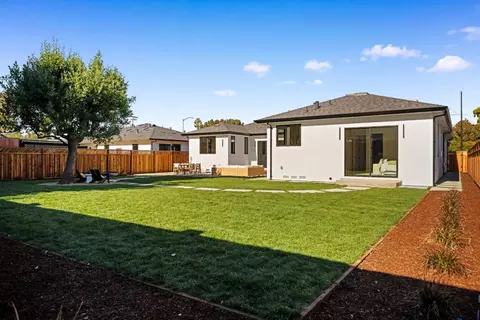 Exterior - 89 Centre St, Mountain View, CA 94041 photo 7 of 7