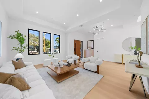 Other - 89 Centre St, Mountain View, CA 94041 photo 3 of 17