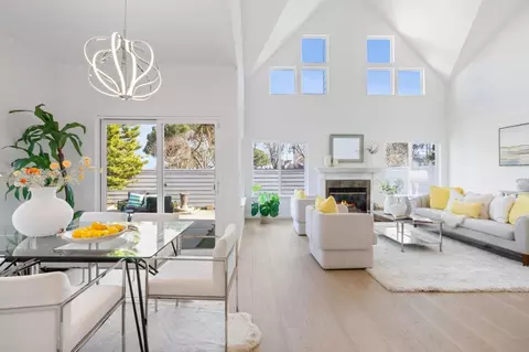 1 Binnacle Ln, Foster City, CA 94404