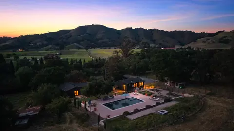 Exterior - 3150 Day Rd, Gilroy, CA 95020 photo 16 of 17