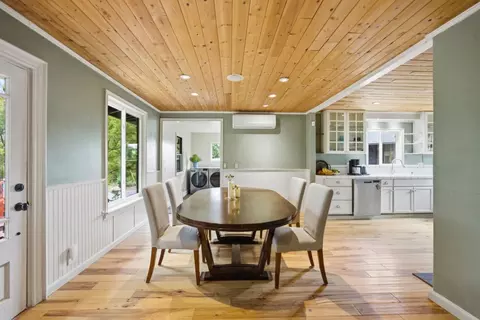Dining - 3150 Day Rd, Gilroy, CA 95020 photo 3 of 3
