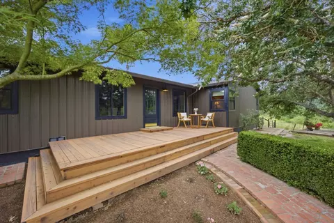 Exterior - 3150 Day Rd, Gilroy, CA 95020 photo 2 of 17