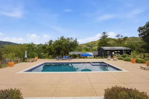 Exterior - 3150 Day Rd, Gilroy, CA 95020 photo 12 of 17