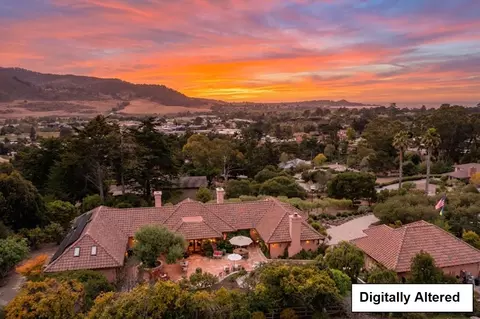 25987 Rio Vista Dr, Carmel, CA 93923