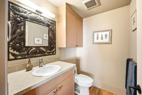 Bath - 31251 Highway 146, Soledad, CA 93960 photo 2 of 3
