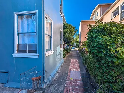Exterior - 2319 Ward St, Berkeley, CA 94705 photo 6 of 8