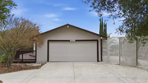 3230 Oak View Ln, Morgan Hill, CA 95037