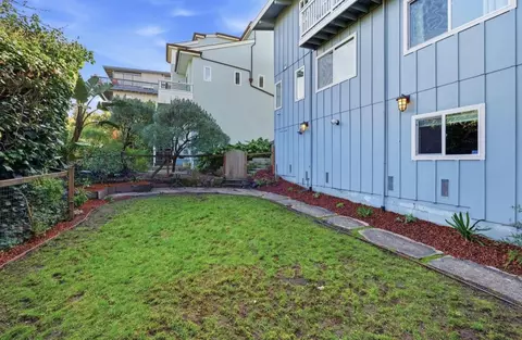 Exterior - 229 Rio Del Mar Blvd, Aptos, CA 95003 photo 5 of 5
