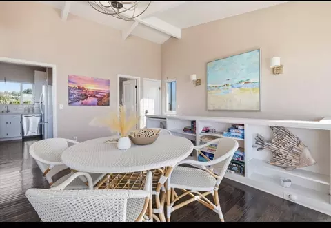 Dining - 229 Rio Del Mar Blvd, Aptos, CA 95003 photo 2 of 5