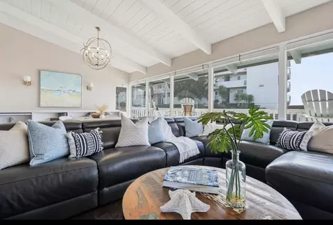 Living - 229 Rio Del Mar Blvd, Aptos, CA 95003 photo 2 of 2