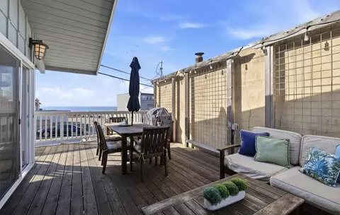 Exterior - 229 Rio Del Mar Blvd, Aptos, CA 95003 photo 2 of 5