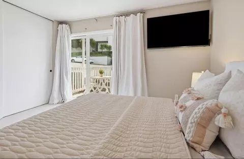 Bedroom - 229 Rio Del Mar Blvd, Aptos, CA 95003 photo 3 of 8