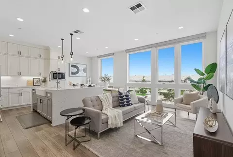142 Coronado Ave, Alameda, CA 94501