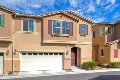 3072 Glenmore St, Vista, CA 92081