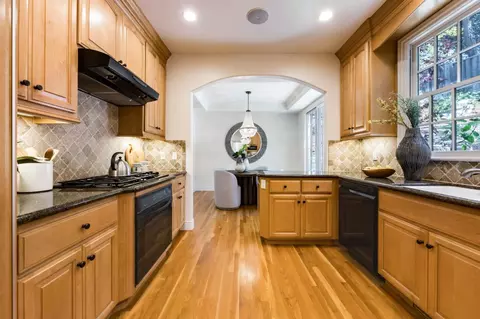 Kitchen - 11722 Putter Way, Los Altos, CA 94024 photo 3 of 3