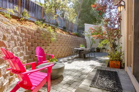 Exterior - 11722 Putter Way, Los Altos, CA 94024 photo 4 of 5