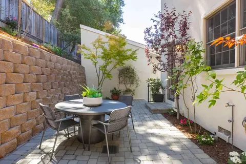 Exterior - 11722 Putter Way, Los Altos, CA 94024 photo 5 of 5