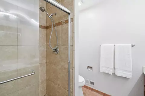 Bath - 2007 Eucalyptus Ct, Santa Clara, CA 95050 photo 4 of 4