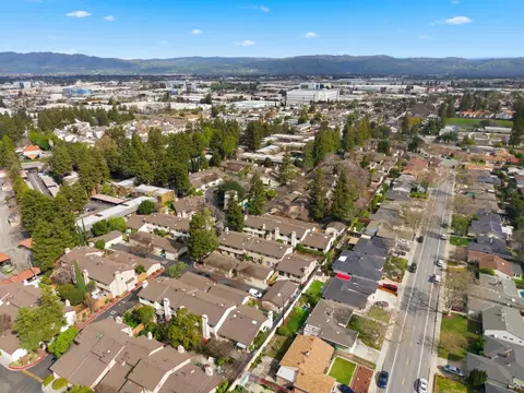 View/Area - 2007 Eucalyptus Ct, Santa Clara, CA 95050 photo 6 of 9