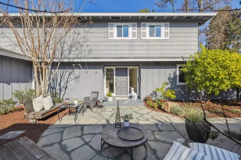 3352 Villa Robleda Dr, Mountain View, CA 94040 photo 3