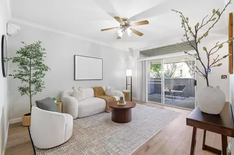 Living - 542 Shadowgraph Dr, San Jose, CA 95110 photo 1 of 2