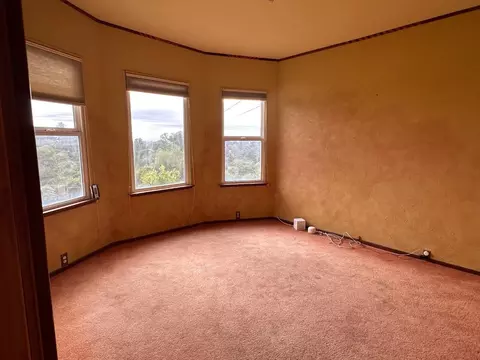 Bedroom - 46 Valley View Rd, Watsonville, CA 95076 photo 2 of 5