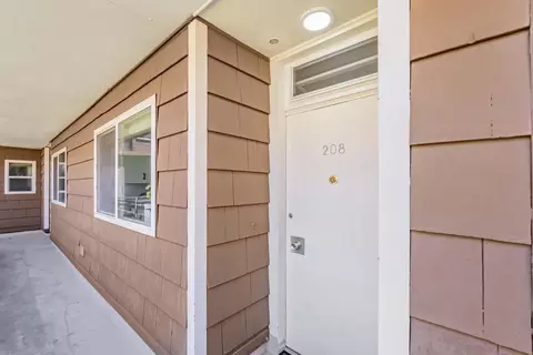 Exterior - 2601 College Ave 208, Berkeley, CA 94704 photo 5 of 6