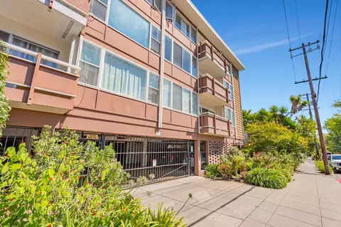 Exterior - 2601 College Ave 208, Berkeley, CA 94704 photo 1 of 6