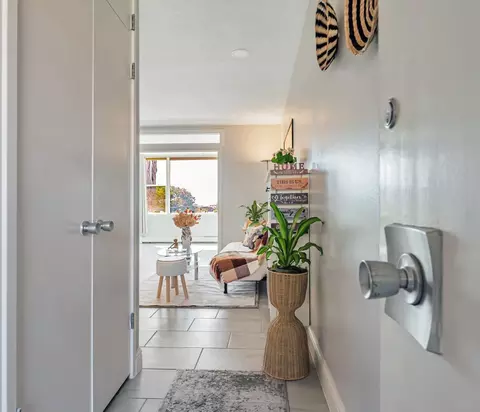 Entry Way - 2601 College Ave 208, Berkeley, CA 94704 photo 1 of 1