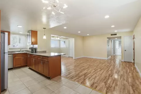 Living - 14225 Lora Dr 9, Los Gatos, CA 95032 photo 5 of 7