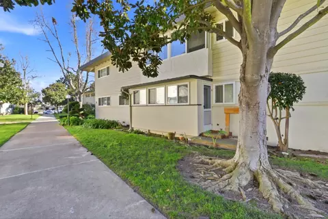 Exterior - 14225 Lora Dr 9, Los Gatos, CA 95032 photo 6 of 6