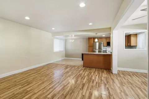 Living - 14225 Lora Dr 9, Los Gatos, CA 95032 photo 4 of 7
