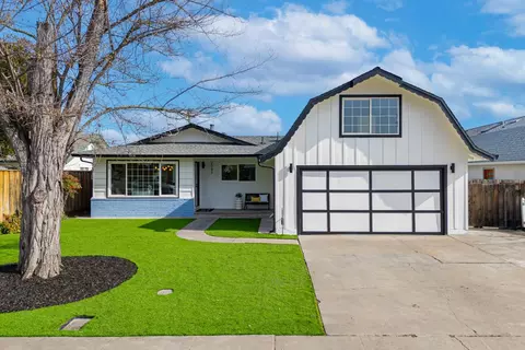 2243 Emmett Ct, Santa Clara, CA 95051