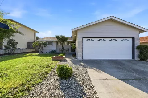 2202 Yosemite Dr, Milpitas, CA 95035