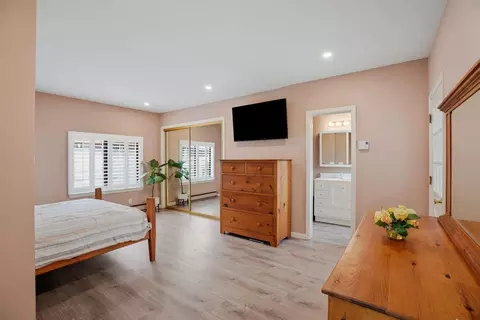 Bedroom - 333 Hawthorne St, Salinas, CA 93901 photo 1 of 6