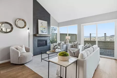 158 Treeview Dr, Daly City, CA 94014
