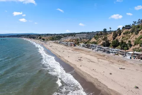 View/Area - 325 Beach Dr, Aptos, CA 95003 photo 4 of 4