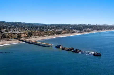 View/Area - 325 Beach Dr, Aptos, CA 95003 photo 3 of 4