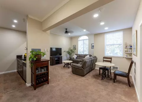 516 Martha St 202, San Jose, CA 95112