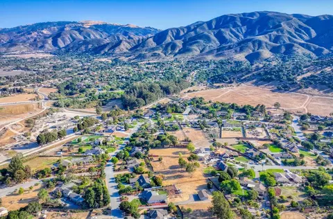 View/Area - 22125 Ranchito Dr, Salinas, CA 93908 photo 4 of 10