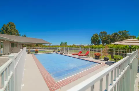 Exterior - 22125 Ranchito Dr, Salinas, CA 93908 photo 3 of 19